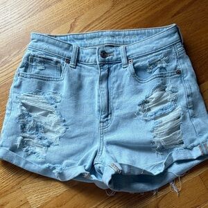 American Eagle Outfitters Light Wash Distressed Denim Shorts - size 6